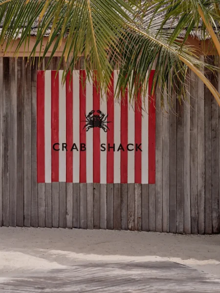 seaside-collection-finolhu-crab-shack-8